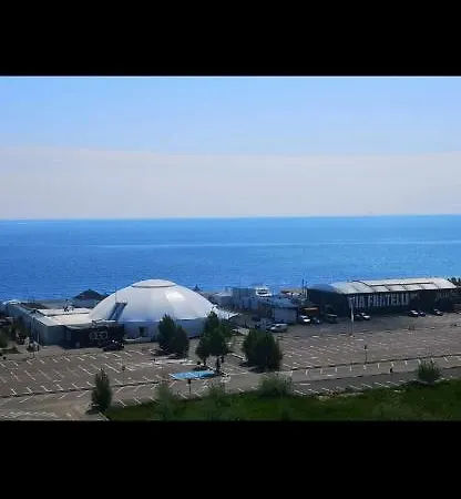 شقة Summerland - Front Sea View مامايا