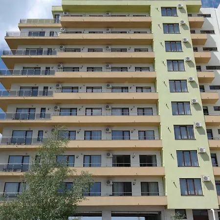 Summerland - Front Sea View مامايا