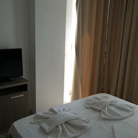 Summerland - Front Sea View * Mamaia